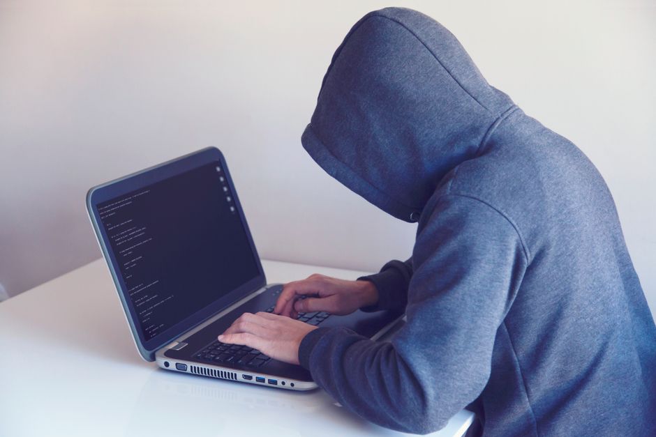 Adobe AcrobatとReaderに重大な脆弱性、すぐに更新が必要