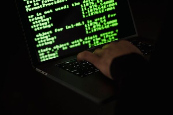 OpenAI・Google APIに重大欠陥、APIキーが流出リスク
