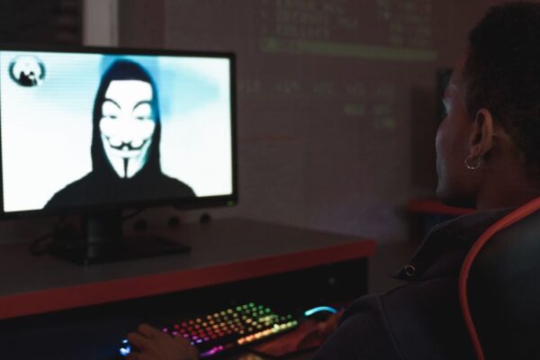 AI システムの乗っ取り脆弱性「GhostJacking」が発見